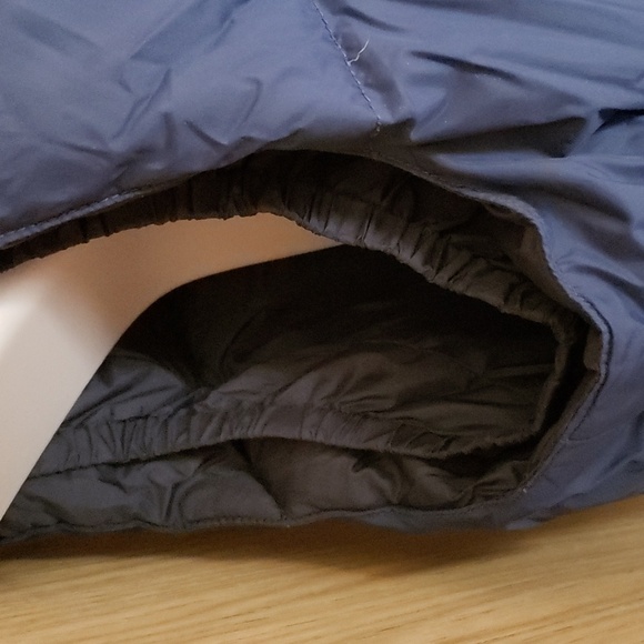 Northern goose down vest by Cabela's - Picture 2 of 5